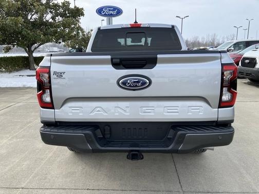 ICONIC SILVER METALLIC 2024 Ford Ranger XLT
