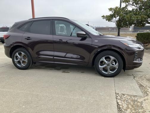 2023 Ford Escape ST-LINE SELECT