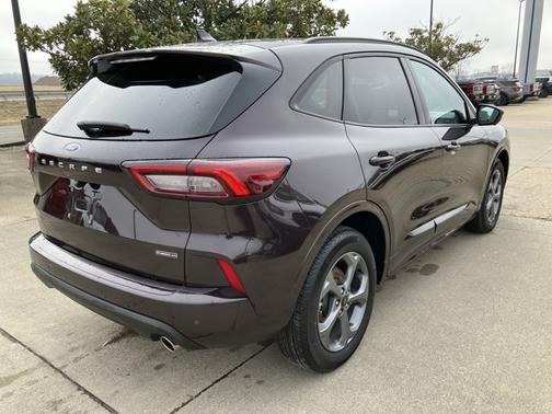 2023 Ford Escape ST-LINE SELECT