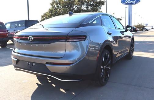 2026 Toyota Crown PLATINUM