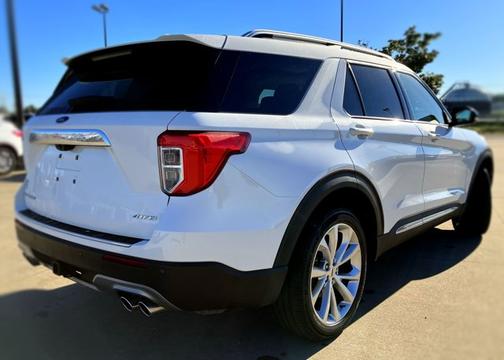 2023 Ford Explorer PLATINUM
