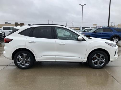2024 Ford Escape ST-LINE SELECT