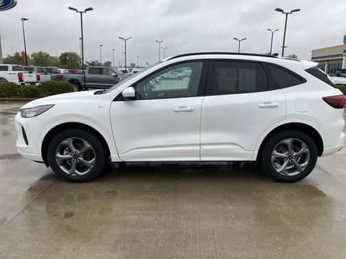 2024 Ford Escape ST-LINE SELECT