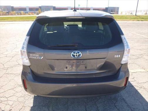 2013 Toyota Prius v Five