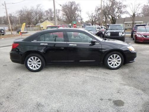 2014 Chrysler 200 Limited