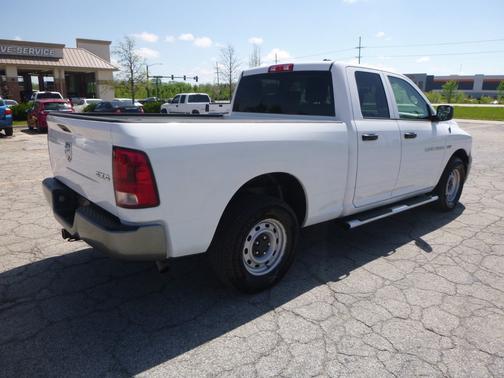 2011 Dodge Ram 1500 4WD Quad Cab 140.5" ST