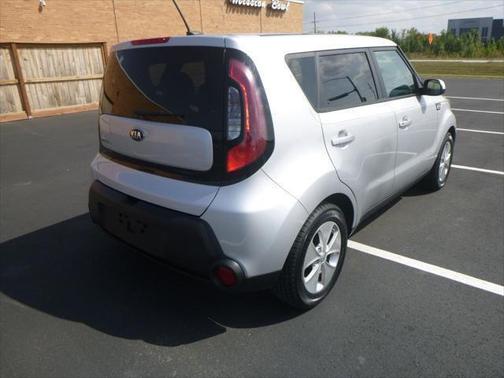 2016 Kia Soul Base