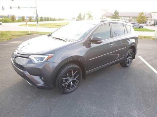 2017 Toyota RAV4 SE