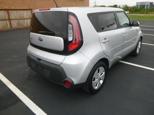 2016 Kia Soul Base