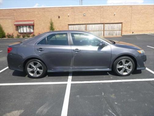 2014 Toyota Camry SE Sport