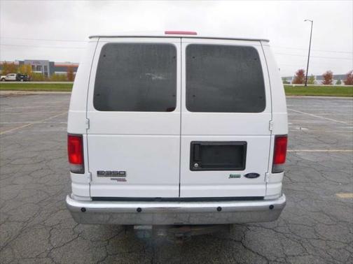 2014 Ford E350 Super Duty XLT