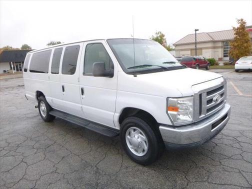 2014 Ford E350 Super Duty XLT