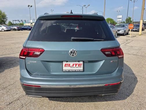 Atlantic Blue Metallic 2021 Volkswagen Tiguan 2.0T SE 4MOTION