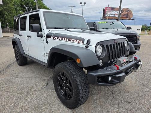 Bright White Clearcoat 2018 Jeep Wrangler JK Unlimited Rubicon