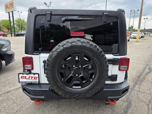Bright White Clearcoat 2018 Jeep Wrangler JK Unlimited Rubicon