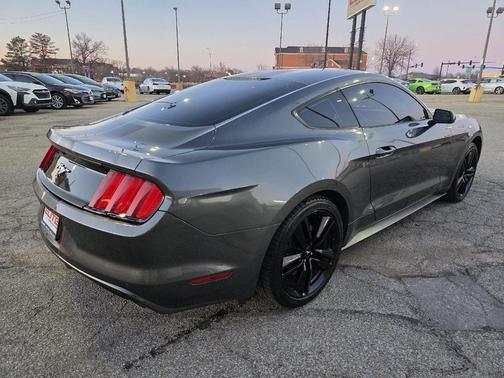 2016 Ford Mustang EcoBoost