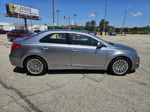 2010 Suzuki Kizashi SLS