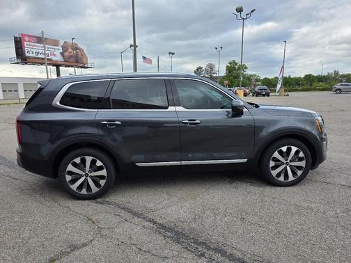 Gravity Grey 2022 Kia Telluride S