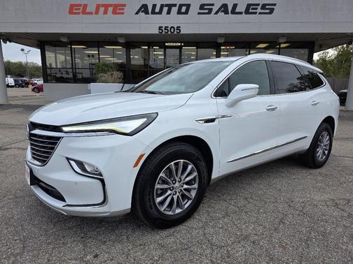 2023 Buick Enclave Essence FWD