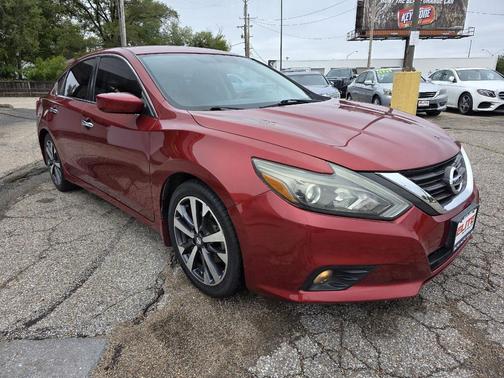 2016 Nissan Altima 2.5 SR