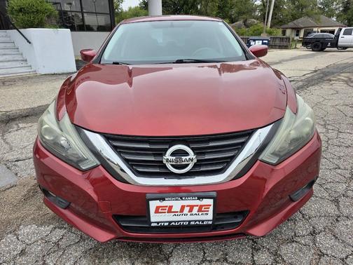2016 Nissan Altima 2.5 SR