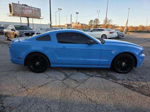 2014 Ford Mustang V6