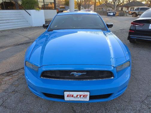 2014 Ford Mustang V6