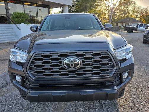 2020 Toyota Tacoma SR5