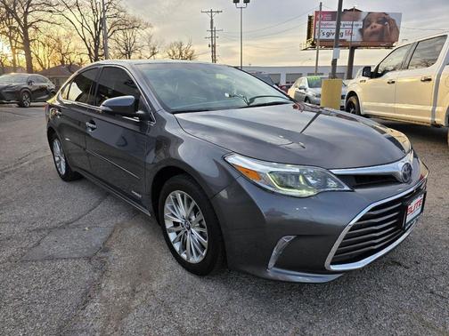 2018 Toyota Avalon Hybrid Limited