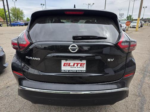 Magnetic Black Pearl 2021 Nissan Murano SV FWD