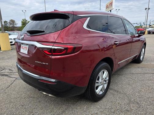 2020 Buick Enclave Essence