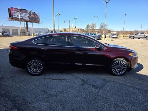 2017 Ford Fusion SE