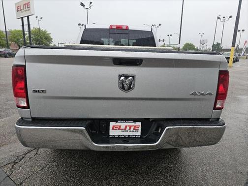 2016 RAM 1500 SLT