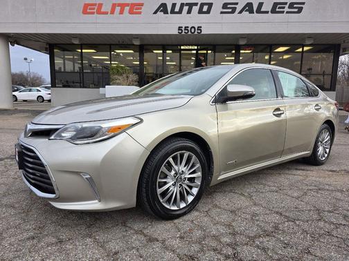 2018 Toyota Avalon Hybrid XLE Plus