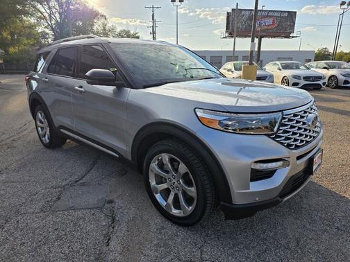 2020 Ford Explorer Platinum