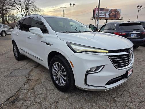2022 Buick Enclave FWD Essence
