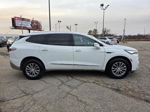 2022 Buick Enclave FWD Essence