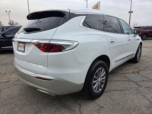 2022 Buick Enclave FWD Essence