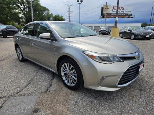 2016 Toyota Avalon Hybrid XLE Premium