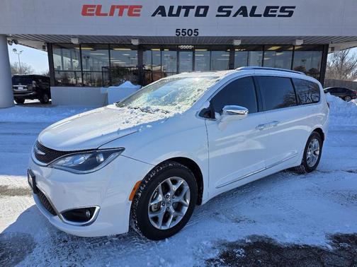 2019 Chrysler Pacifica Limited
