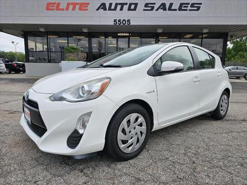 2016 Toyota Prius c Four