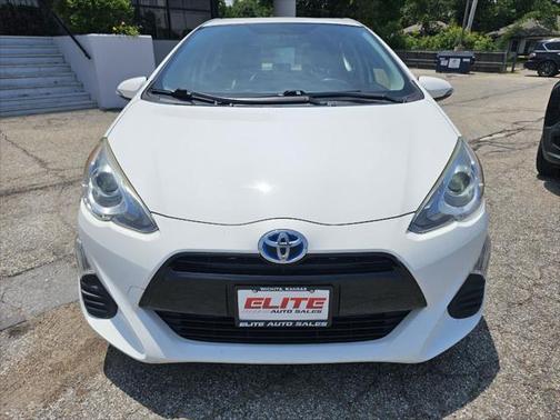 2016 Toyota Prius c Four