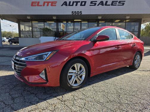 2020 Hyundai ELANTRA SEL