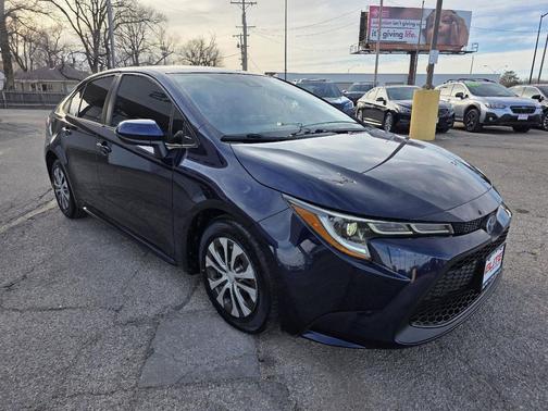 2022 Toyota Corolla Hybrid LE