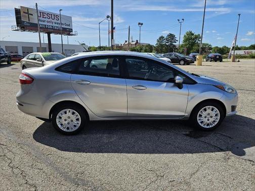 2016 Ford Fiesta S