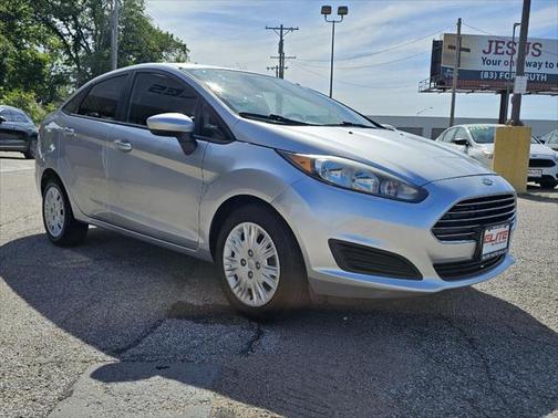 2016 Ford Fiesta S