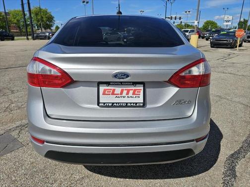 2016 Ford Fiesta S