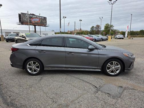 2019 Hyundai SONATA Sport