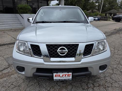 2017 Nissan Frontier SV