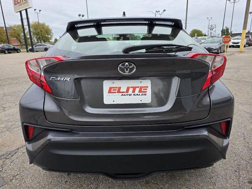 2019 Toyota C-HR XLE
